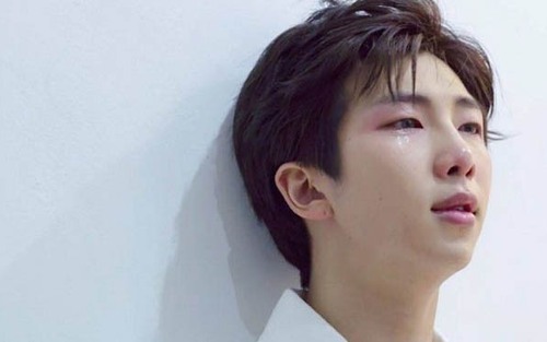 RM BTS 'tổng kết' những chuyện đau lòng trong năm 2020