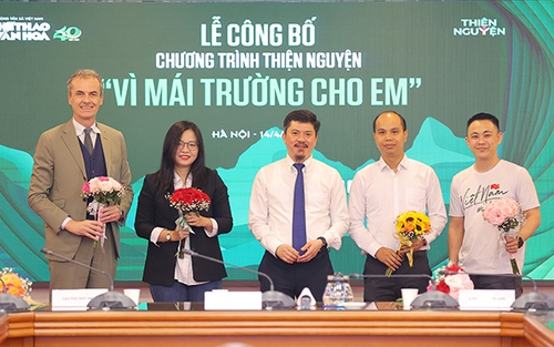 Mang lại những nguồn lực vật chất hữu ích cho xã hội bằng nghệ thuật