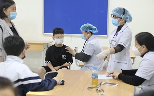 Hà Nội ghi nhận 1253 ca mắc Covid-19, đồng loạt tiêm vaccine cho trẻ từ 5 đến dưới 12 tuổi