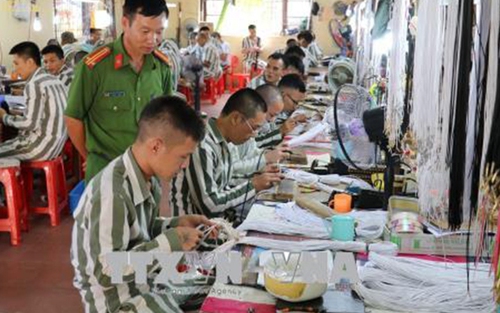 Công điện của Thủ tướng về thực hiện tha tù trước thời hạn có điều kiện