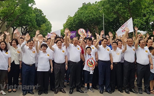 Phó Thủ tướng Trương Hòa Bình kêu gọi người dân ‘Đã uống rượu bia-Không lái xe’