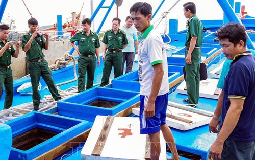 Sóc Trăng: Bắt tàu chở 100.000 lít dầu không rõ nguồn gốc