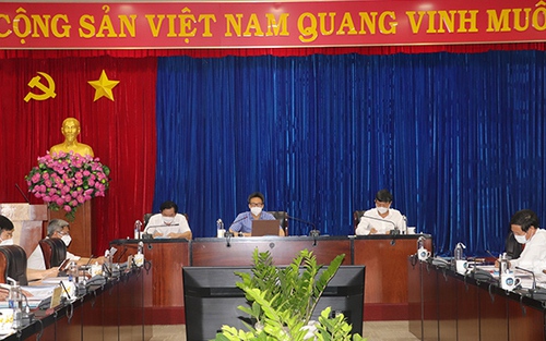 Phó Thủ tướng Vũ Đức Đam kiểm tra, chỉ đạo công tác phòng, chống dịch tại Bình Dương