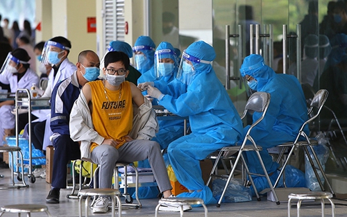 Hướng đến mục tiêu sớm bao phủ vaccine phòng Covid-19
