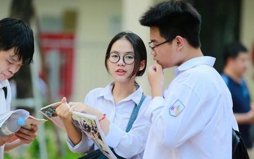 Kỳ thi tuyển sinh vào lớp 10 tại Hà Nội: 15 học sinh trúng tuyển từ 5 nguyện vọng trở lên
