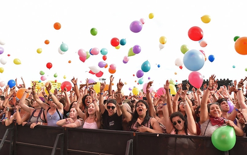Tưng bừng lễ hội âm nhạc Coachella sau 3 năm hoãn do dịch Covid-19