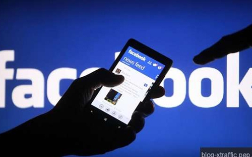 Quảng cáo trực tuyến bùng nổ, Facebook 'thắng đậm'