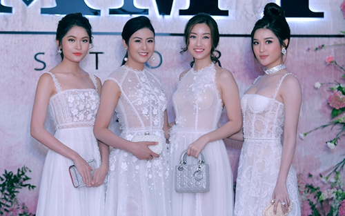 Á hậu Huyền My vai trần gợi cảm, trổ tài catwalk, hớp hồn người xem