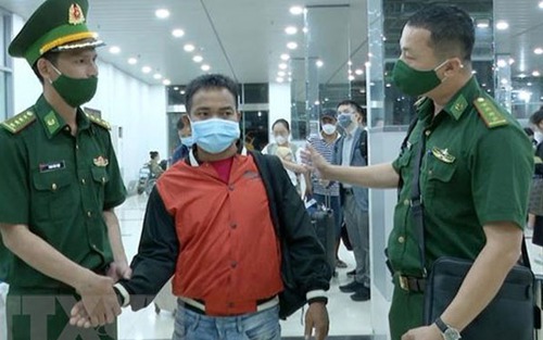 Ngăn chặn bẫy 'việc nhẹ, lương cao' ở Tây Nguyên: Bài cuối: Nâng cao nhận thức, tạo việc làm - giải pháp căn cơ