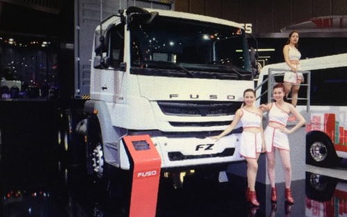 Fuso ra mắt chương trình hỗ trợ tài chính và khuyến mại tại Việt Nam Motor show 2017