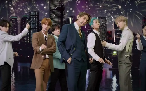 Vượt Gangnam Style, BTS làm nên lịch sử cho nền âm nhạc Hàn Quốc với 'Dynamite'