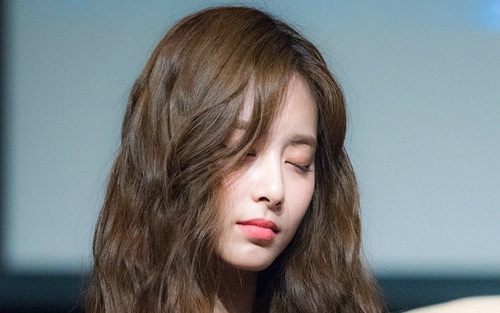 Tzuyu Twice từng suýt dính 'phốt' vô lễ bởi thói quen xấu khi ngủ