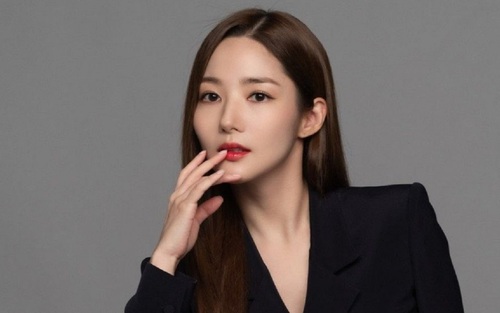 Bạn trai cũ bảo vệ Park Min Young, lên tiếng về việc chia tay