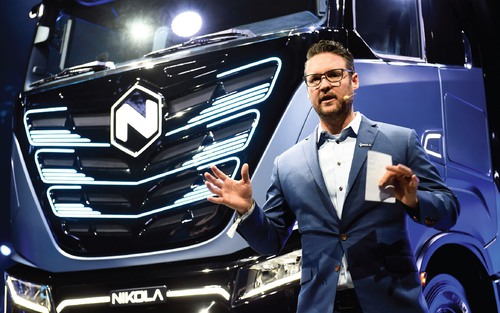 Vị CEO lèo lái kình địch Tesla từ số 0 đến vượt Ford về giá trị bị tòa định tội lừa đảo