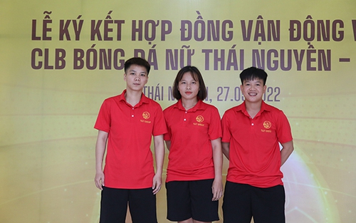 Người hùng World Cup nữ tạo cột mốc mới cho bóng đá Việt Nam
