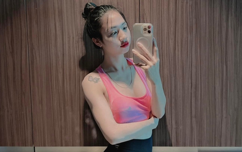 Hot girl tuyển nữ Việt Nam khoe body ‘bốc lửa’