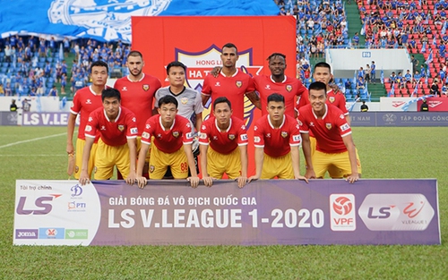Hồng Lĩnh Hà Tĩnh thi đấu thăng hoa sau quãng nghỉ dịch
