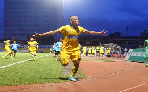 FLC Thanh Hóa vô địch lượt đi V-League 2017