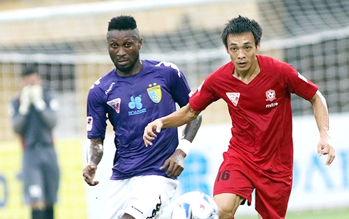 Samson nhận án treo giò 4 trận từ AFC