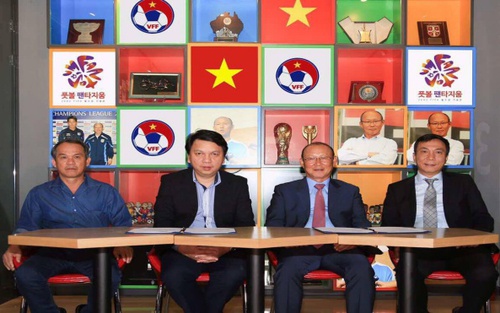 Trợ lý của HLV Guus Hiddink dẫn dắt tuyển Việt Nam
