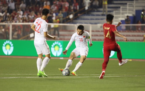 Đỗ Hùng Dũng: 'Tôi từng ngần ngại về việc đá SEA Games 2019'