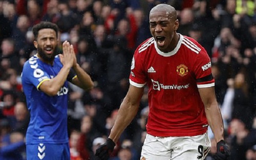 ĐIỂM NHẤN MU 1-1 Everton: Lần đầu của Martial. Fred càng chơi càng tệ