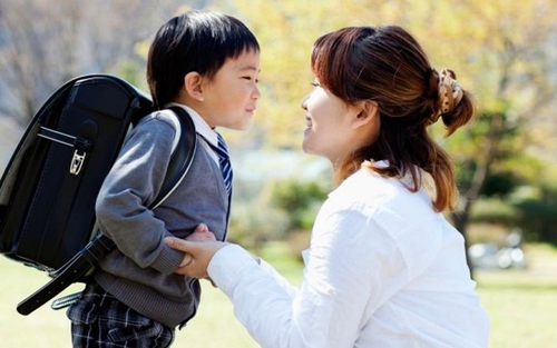 Không phải Toán hay Tiếng Anh, đây mới là 5 thứ cha mẹ nên dạy con càng sớm càng tốt: Trẻ lớn lên hạnh phúc nhất thế giới