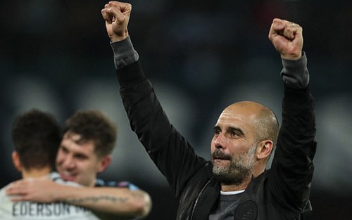 Thắng trận, Guardiola vẫn chưa thôi hãi hùng, thừa nhận 'yêu' Napoli