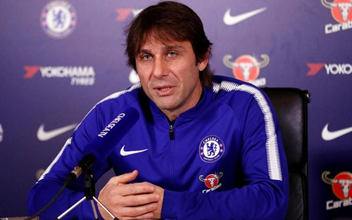 CẬP NHẬT sáng 10/1: Conte lại chửi Mourinho. M.U đạt thoả thuận với Lucas Moura. Man City chật vật thắng Bristol