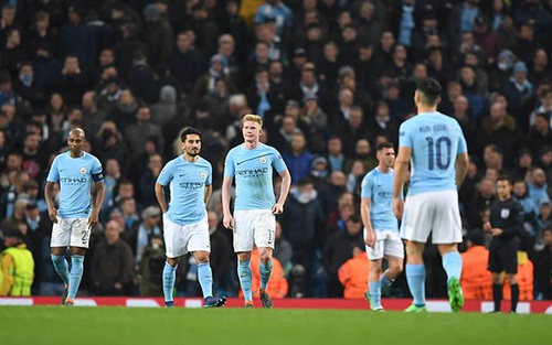 Man City 1-2 Liverpool (1-5 chung cuộc): Guardiola bị đuổi, mất oan 1 bàn, Man xanh tức tưởi rời cuộc chơi