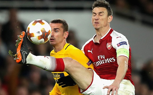 'Trận hoà của Arsenal là tội ác, là cú đấm vào mặt Wenger'