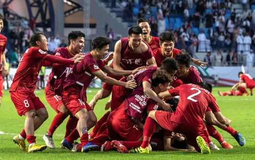CẬP NHẬT sáng 8/2: Tuyển Việt Nam thăng bậc trên BXH FIFA. M.U dốc sức vì ‘Ronaldo mới’. Tìm thấy thi thể Emiliano Sala