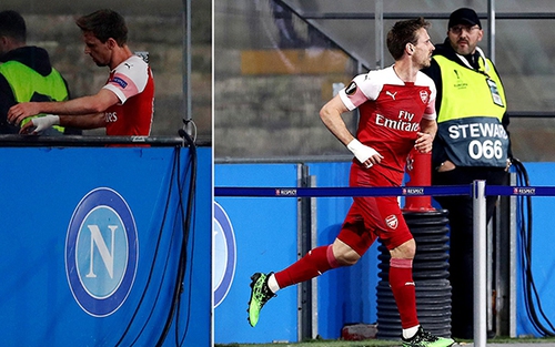 Chết cười với hình ảnh Nacho Monreal ôm bụng chạy đi toilet giữa trận đấu
