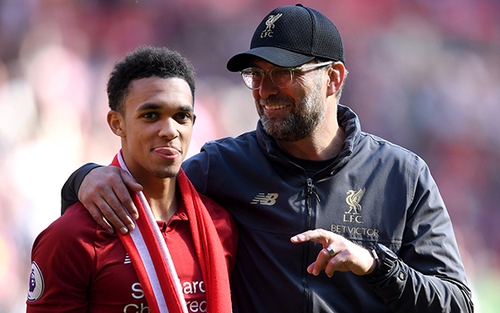Trent Alexander-Arnold: Phát kiến 'dị nhất thế giới' dưới tay Klopp