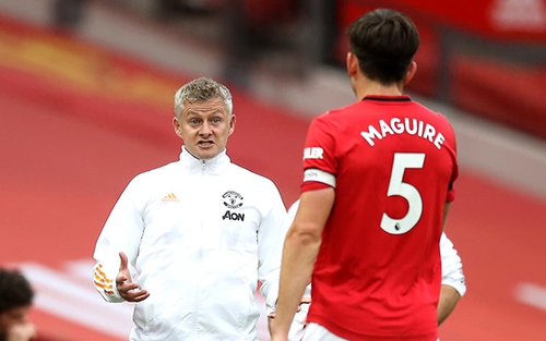 Tin MU 20/11: Ole làm rõ tin tước băng thủ quân Maguire. MU bán cầu thủ ồ ạt