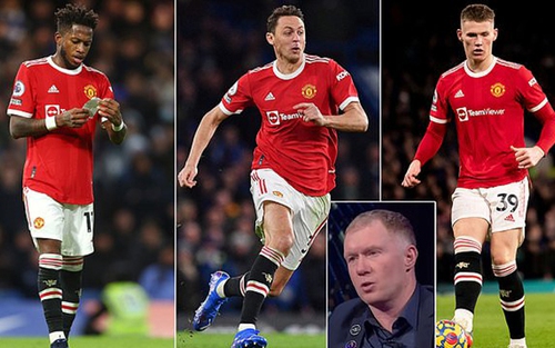Scholes: 'Hàng tiền vệ chưa đủ khả năng giúp MU chơi bóng'