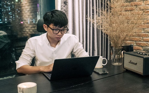 Chân dung 9x từ nhân viên phục vụ thành nhân tố làm nên thành công của loạt sao Việt