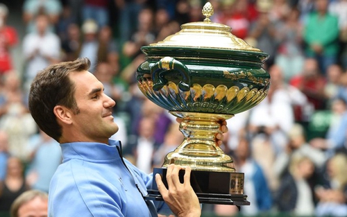 Tennis ngày 26/6: Federer lần thứ 9 đăng quang tại Halle. Huyền thoại McEnroe xếp Serena hạng... 700 trên BXH ATP