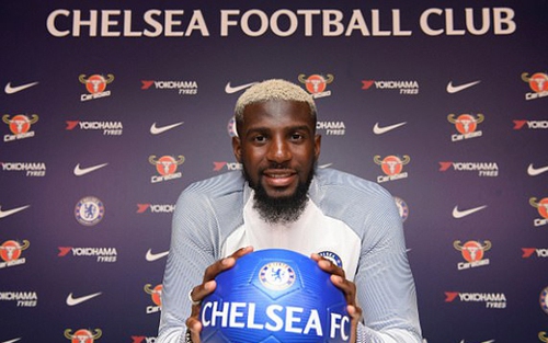 Bakayoko gia nhập Chelsea sau 'màn kiểm tra y tế lâu kỷ lục', tuyên bố yêu Chelsea từ nhỏ
