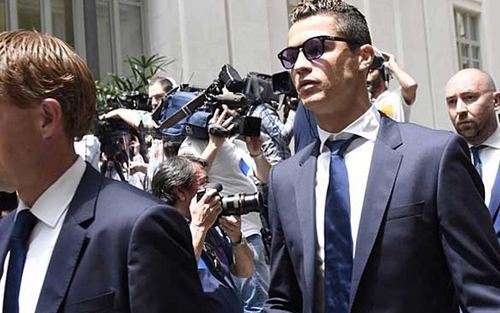 NÓNG: Hôm này Ronaldo ra hầu tòa, có thể phải đi tù 3 năm rưỡi