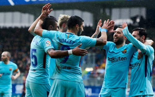 Eibar 0-2 Barcelona: Thắng dễ, Barca gửi tối hậu thư cho Chelsea