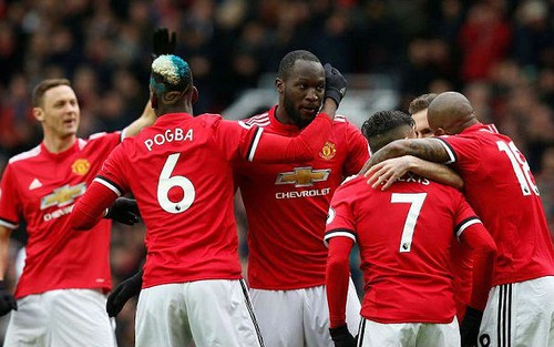 Fan M.U hả hê, châm chọc Man City trước màn lội ngược dòng ngoạn mục