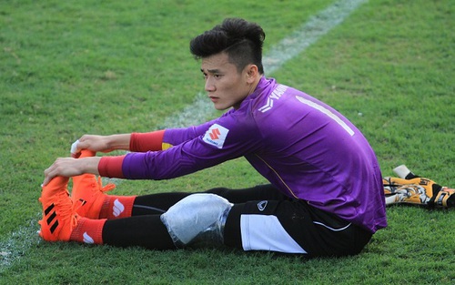 'Tiến Dũng sẽ trở lại bắt chính cho FLC Thanh Hóa tại AFC Cup 2018'