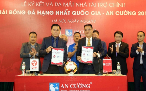 Giải hạng Nhất quốc gia 2018 chính thức có nhà tài trợ mới