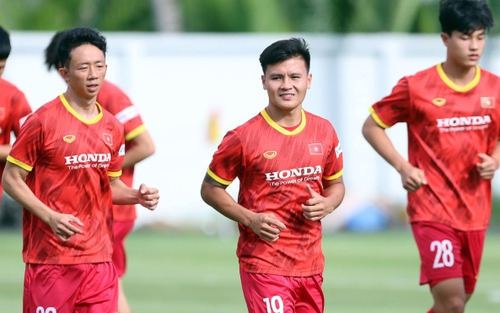 Bóng đá Việt Nam hôm nay: Đội tuyển Việt Nam vs Singapore (19h00)