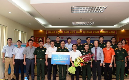 LIENVIETPOSTBANK tài trợ 19,2 tỷ đồng cho CLB Thông tin LienVietPostBank
