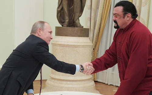 Có hộ chiếu Nga, sao võ thuật Steven Seagal bị Ukraine coi là phần tử nguy hiểm