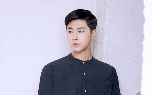 Mỹ nam TVXQ Yunho đẹp trai xuất thần sau thời gian đi lính phát phì