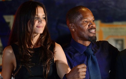 Người tình vô cùng kích thích với bộ dạng mới của Katie Holmes