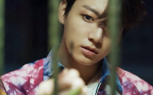 RM đã thành công: Sách truyền cảm hứng cho album mới của BTS bán đắt như tôm tươi